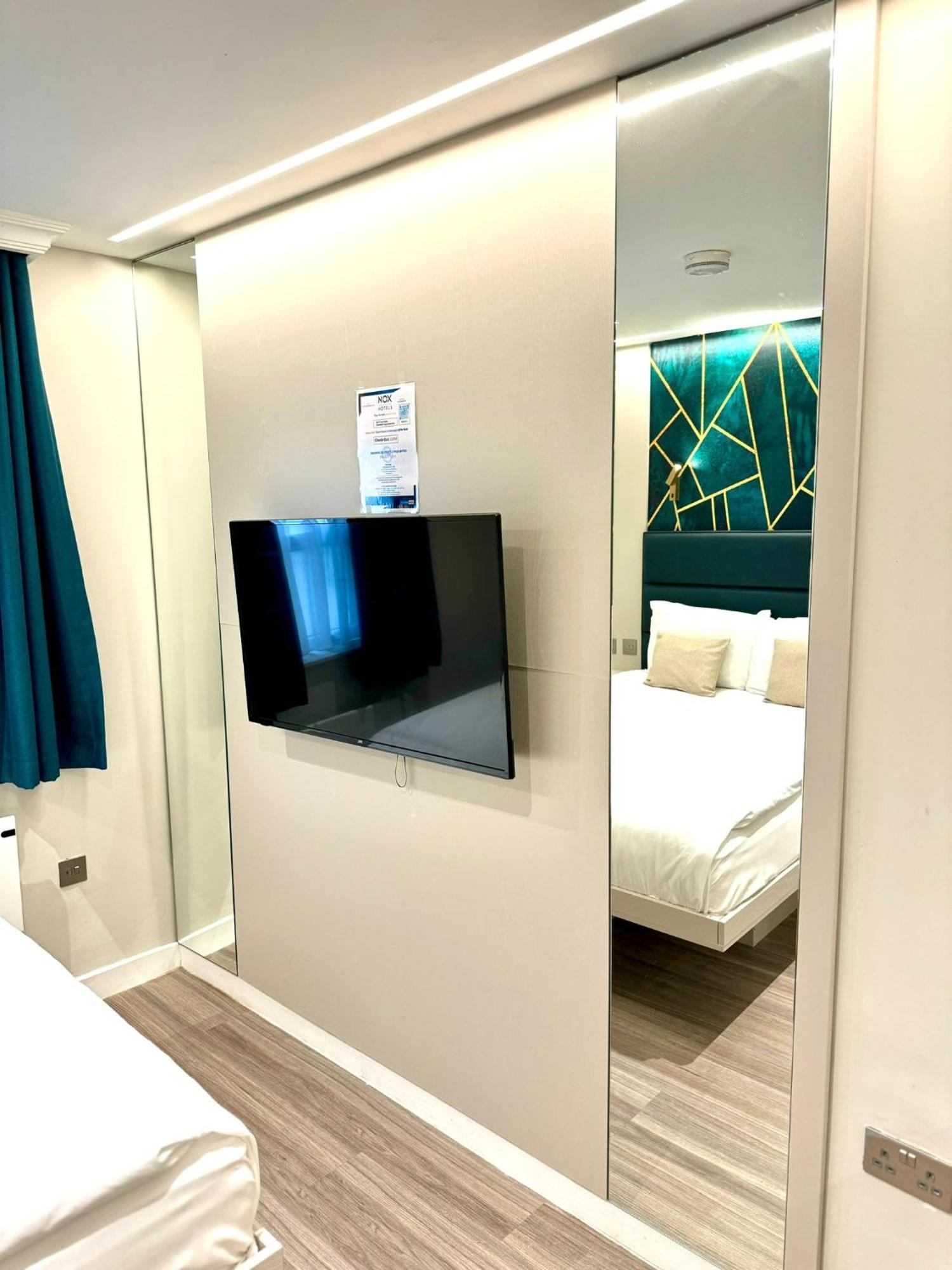 Nox Richmond Aparthotel ริชมอนด์ ภายนอก รูปภาพ