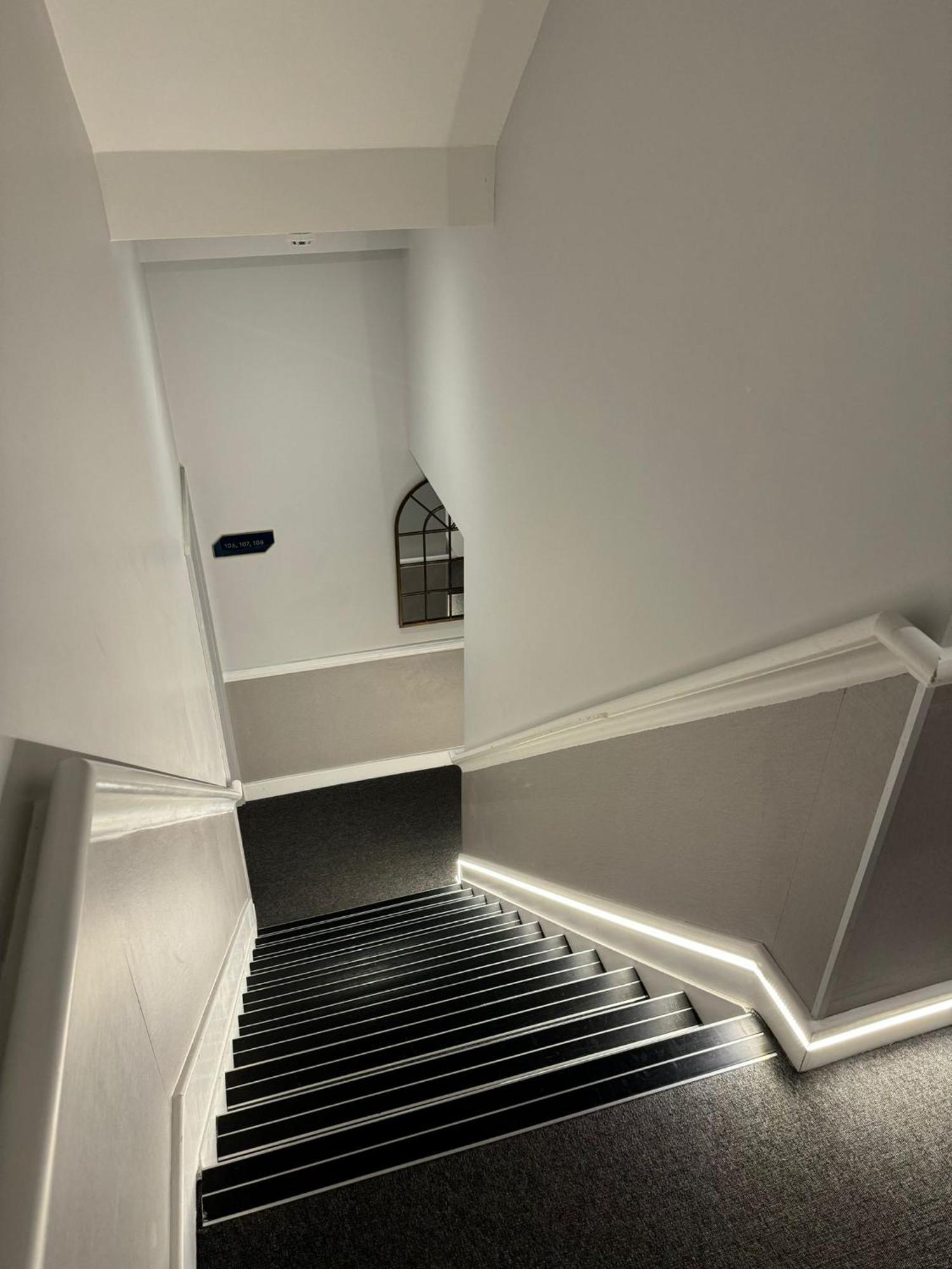 Nox Richmond Aparthotel ริชมอนด์ ภายนอก รูปภาพ